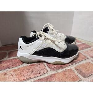 Nike Boys Jordan 11 CMFT Low DV2208-100 White Black Shoes Sneakers Size 5.5 Y